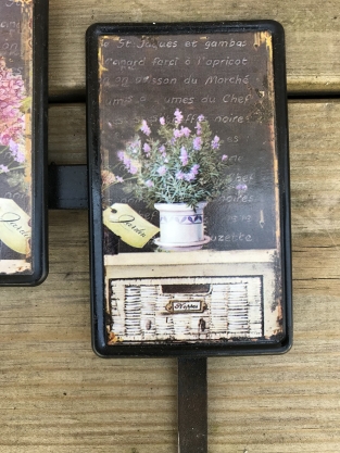 Coat rack, 3 plates with floral motif, made of metal, as a towel holder / clothes hook