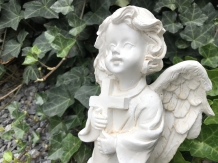 Angel statue with cross, made of polystone