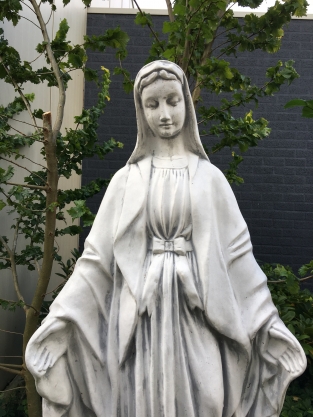 Moeder Maria / Mother Mary, groot vol stenen beeld, PRACHTIG.