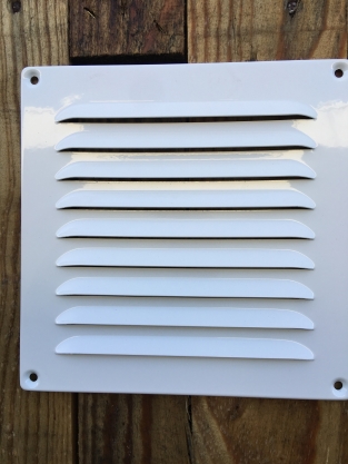 Air grille, vane grille aluminium white.