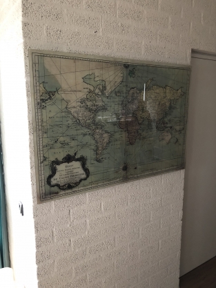 Wanddecoratie kunst op glas, Full color world-map, zeer fraai!!