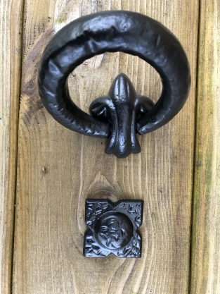 Door knocker iron - like antique door knocker, rustic-black