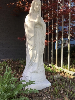 Mother Mary / Mother Mary, large full stone statue.