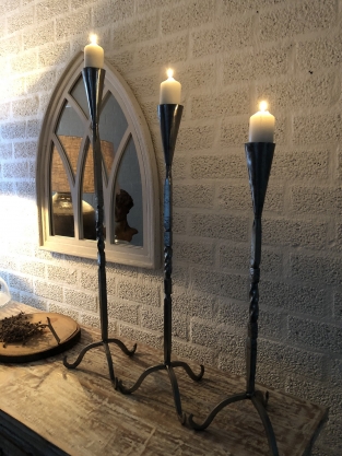 Beautiful wrought iron candlestick, 1 arm, large size, beautiful ornate ironwork!