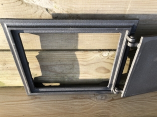 1 hatch for fireplace, cast iron, colour-untreated