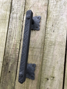 Door handle wrought iron robust in design, beautiful.