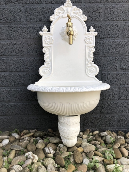 Top quality wall fountain, sink white, aluminum and white coated with brass faucet
