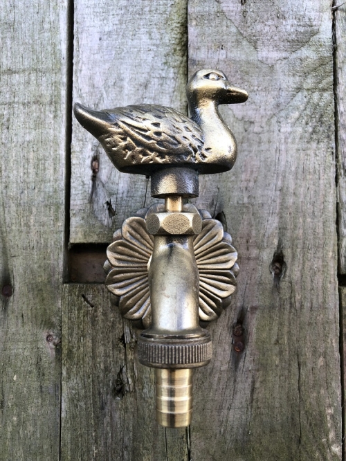 Wasserhahn mit Ente für Gartenbrunnen, Messing, schön!