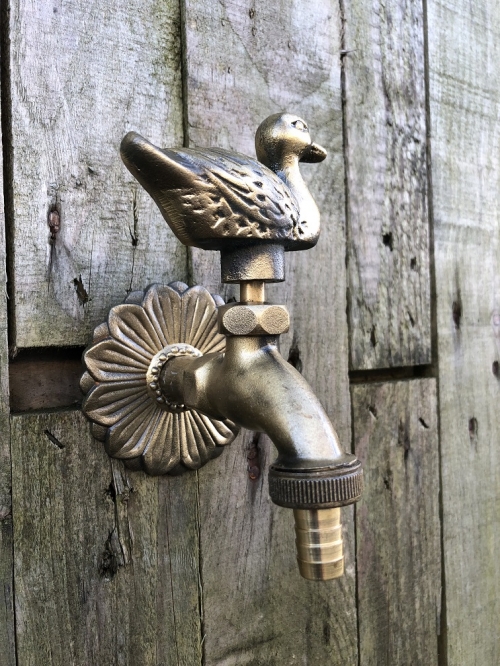 Wasserhahn mit Ente für Gartenbrunnen, Messing, schön!