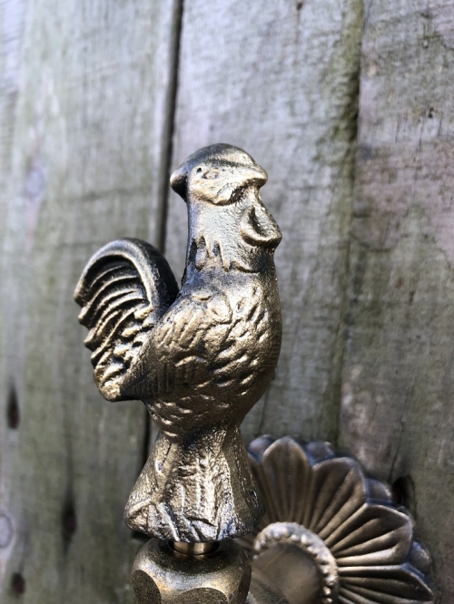 Wasserhahn mit hübschem Hahn für Gartenbrunnen, Messing