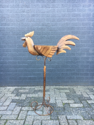 Large decorative rooster with bowl, metal