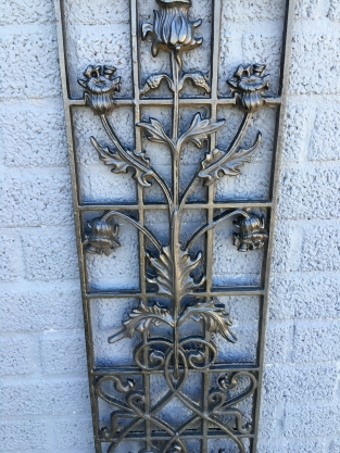 Gietijzeren wandornament/deurraamrek bescherming, zwart