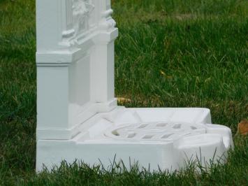 Standing Fountain - White - Aluminium - Brass Tap