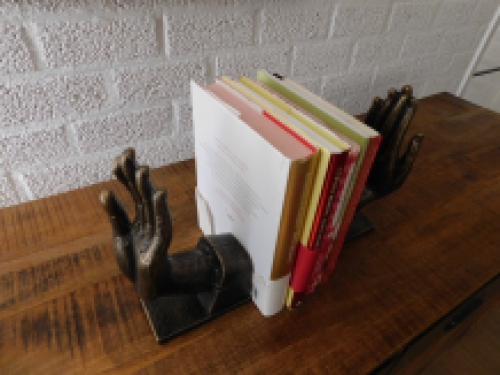 Set of 2 ''Hands'' as bookends - cast iron