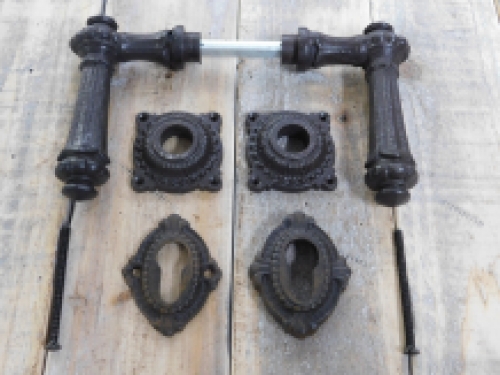 Set Deur Meubelen Antieke ijzer, bestaande uit 2 deurkrukken, deur handvat 2 rozetten, 1 set van de veiligheid covers voor de sluis, oprichters tijd