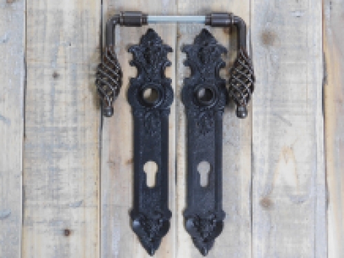 Set of door hardware - 2 handles turned iron + 2 protective plates PZ92 angel, antique iron