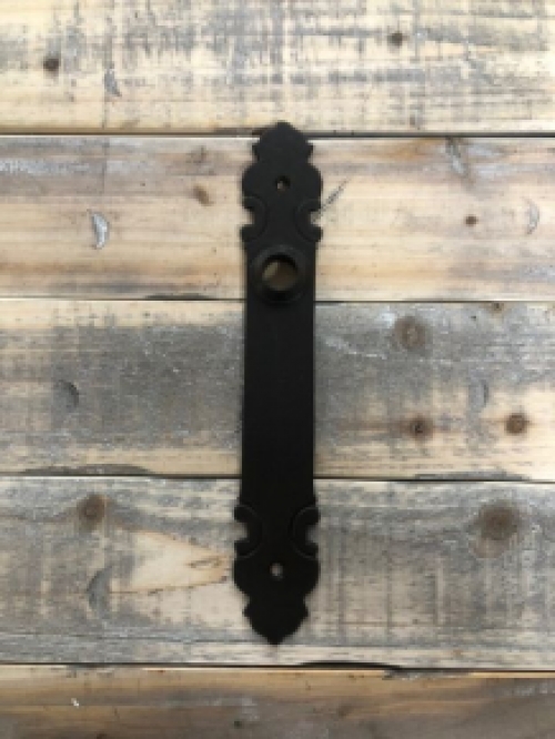 1 long door plate iron 