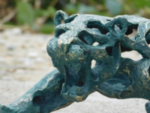 Beeld panter - kunstwerk van polystone