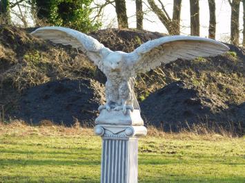 Eagle XXL on Pedestal - 160 cm - Solid Stone