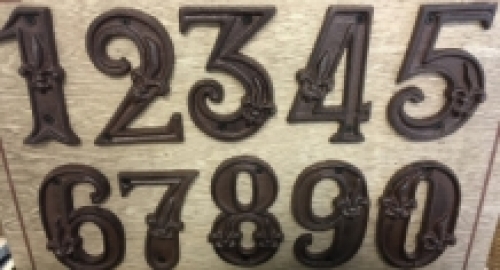 Klassische Hausnummern - Ziffern von 0 bis 9 - Eisen