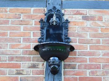 Antiker restaurierter Wandbrunnen - Schwarz - Alu - Detailliert