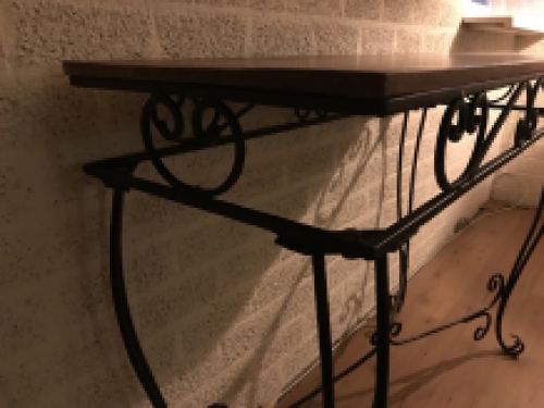 Antiker Beistelltisch, dekorativer Tisch, braun