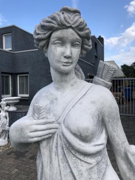 Beeld Artemis - Godin van de Jacht - Steen
