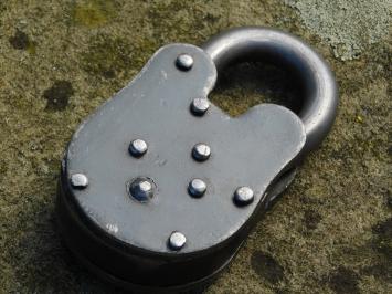 Authentiek Middeleeuws Hangslot – Vintage Stijl – Inclusief 2 Sleutels