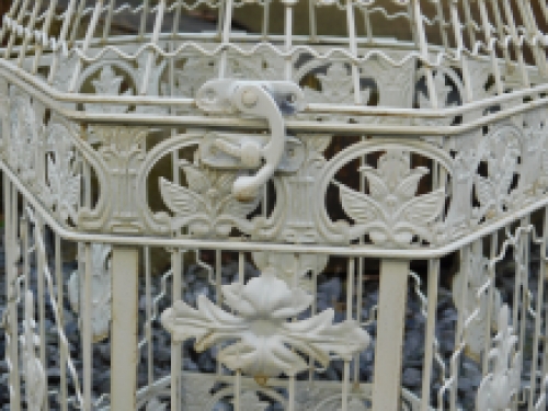 Bird cages, small + large, metal