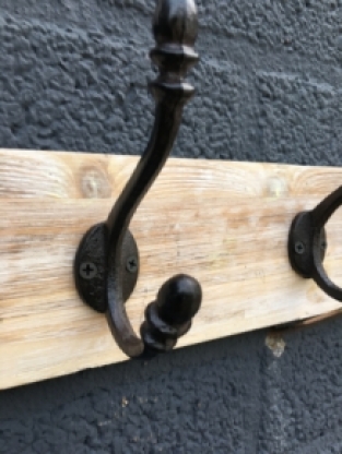 coat rack with 5 double hooks in antique iron.