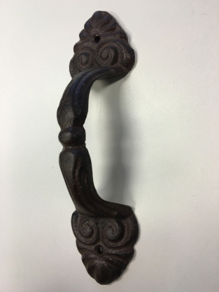Door handle made of cast iron, Breed oil, attractive handle.