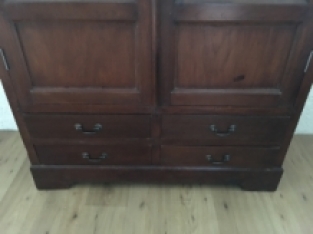 Schöner antiker Teakholz-Getränkeschrank, dunkelbraun