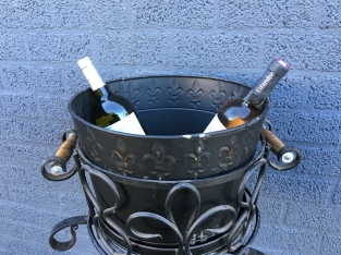 Beautiful metal wine cooler, beautiful wrought ironwork!