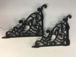 Pair of shelf supports, bracket, small, cast iron