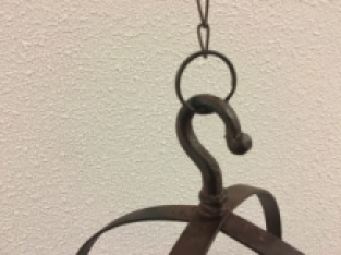 Cup Hanger - iron wreath with 8 hooks