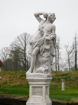 Gartenstatue Dionysos/Bacchus auf Sockel - 200 cm - Stein