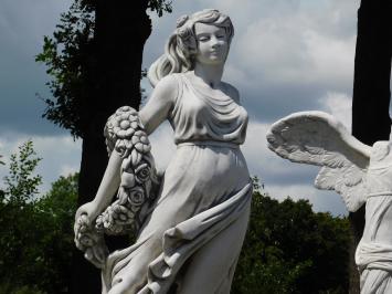 Statue Dame mit Blumenkranz – 175 cm – Stein