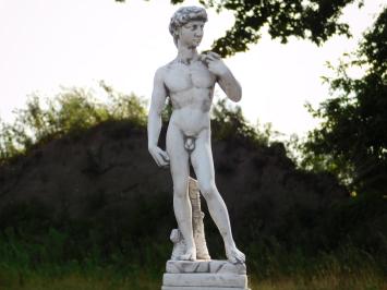 Statue David auf Sockel – 88 cm – Stein