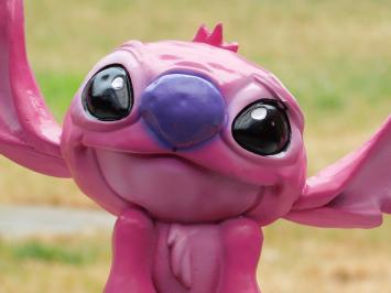 Stitch-Figur Rosa – 28 x 33 cm – Polystone