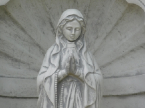 Prayer chapel with Virgin Mary - made entirely of stone - weatherproof