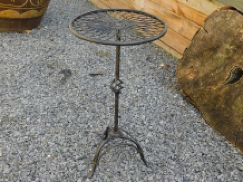 Tafel van smeedijzer, antiek bruin-zwart