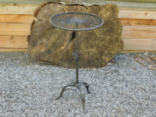 Tafel van smeedijzer, antiek bruin-zwart