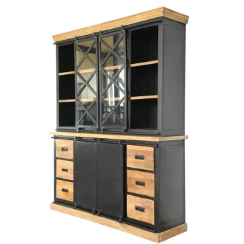 Schöner industrieller Hängeschrank aus Kolonialholz mit Metalloberfläche