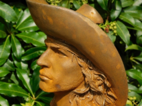 Special statue of a Cowboy, cast iron, very detailed!