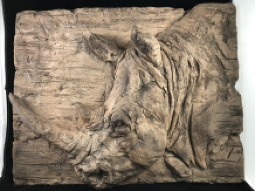 Wall ornament wood look with 3D image of a rhino, polystone-wood.