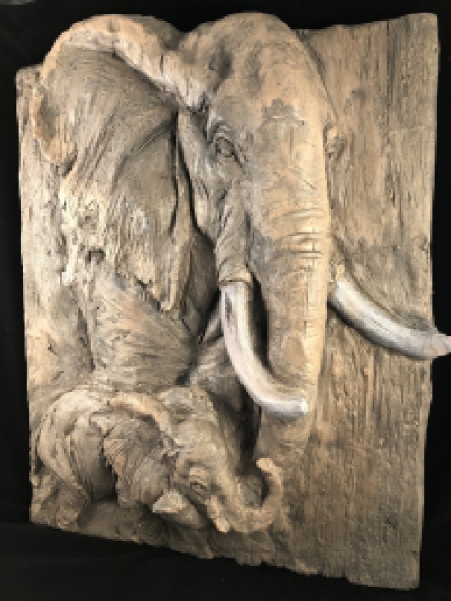 Wall ornament wood look with 3D image of 2 elephants, polystone-wood.