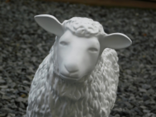 Dekoratives Lamm - weiß - Polystone