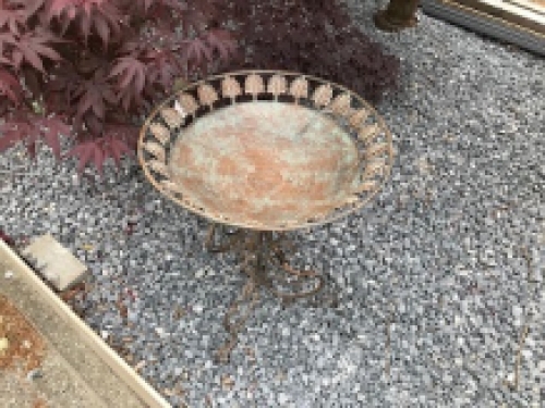 A great decoration piece for your garden, birdbath, made of metal