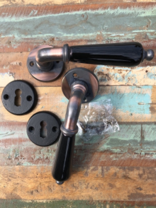 Set of door hardware Karn - antique look with black ceramic handles - black bb rosettes