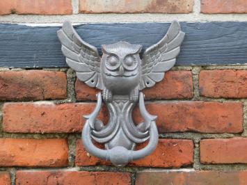 Sturdy door knocker Owl - cast iron - grey